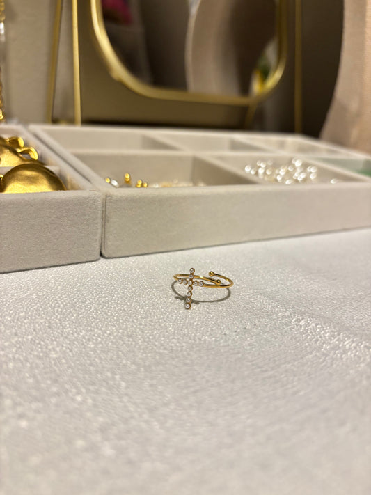 Pearl Cross Ring