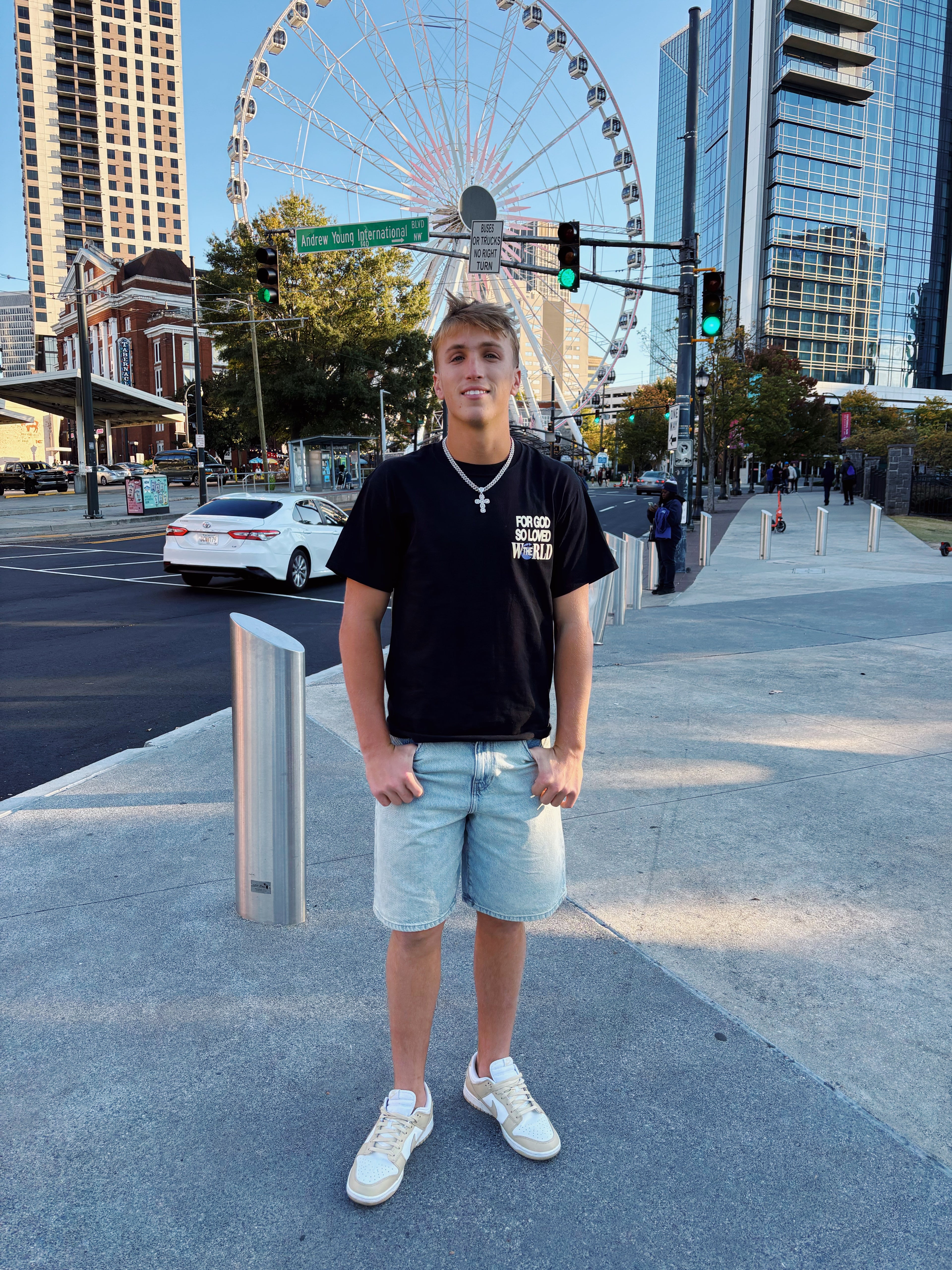 “God so Loved the World” Unisex T-Shirt